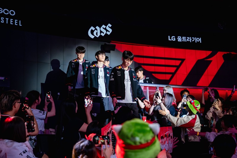 faker chia sẻ về geng ảnh 3